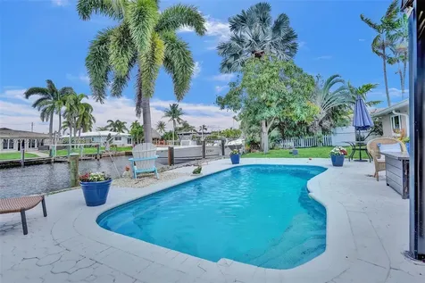 370 SE 6th Terrace Pompano Beach FL 33060
