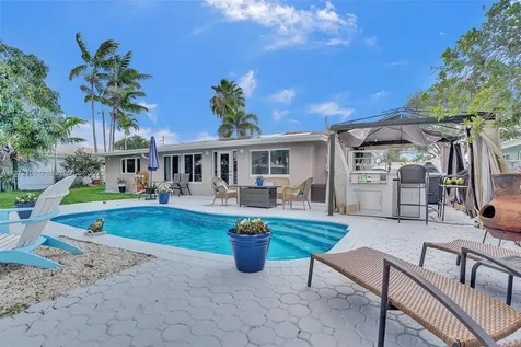 370 SE 6th Terrace Pompano Beach FL 33060