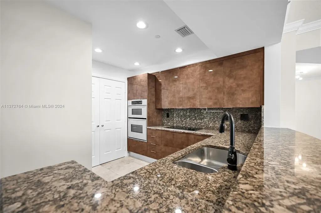 1819 SE 17th Street Fort Lauderdale FL 33316