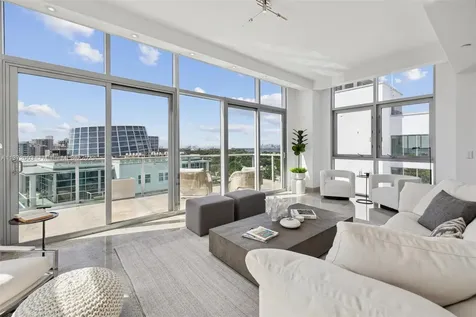 201 Aqua Avenue Miami Beach FL 33141