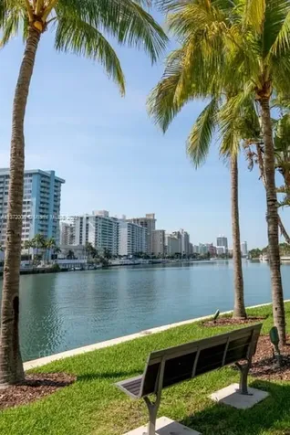 201 Aqua Avenue Miami Beach FL 33141