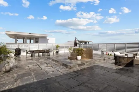 201 Aqua Avenue Miami Beach FL 33141