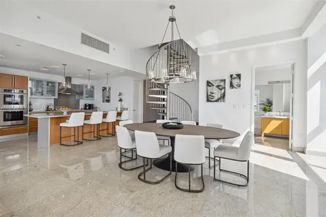 201 Aqua Avenue Miami Beach FL 33141