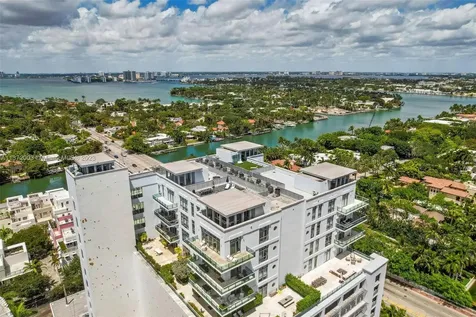 201 Aqua Avenue Miami Beach FL 33141