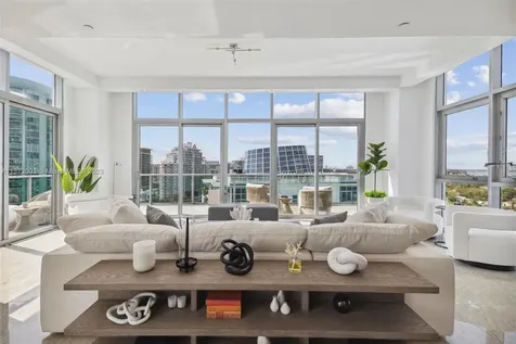 201 Aqua Avenue Miami Beach FL 33141