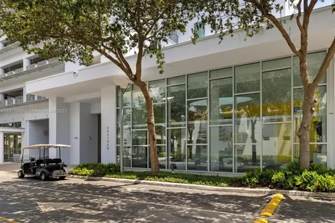 201 Aqua Avenue Miami Beach FL 33141