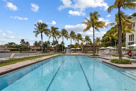 201 Aqua Avenue Miami Beach FL 33141