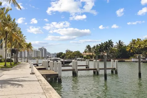 201 Aqua Avenue Miami Beach FL 33141