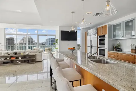 201 Aqua Avenue Miami Beach FL 33141