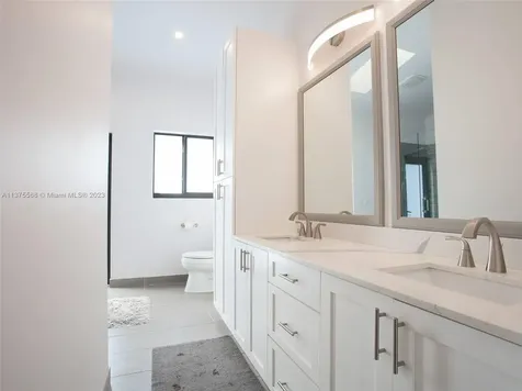 5721 Hawkes Bluff Avenue Davie FL 33331