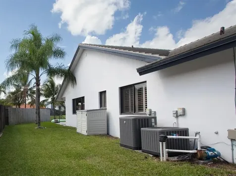 5721 Hawkes Bluff Avenue Davie FL 33331