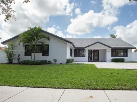 5721 Hawkes Bluff Avenue Davie FL 33331