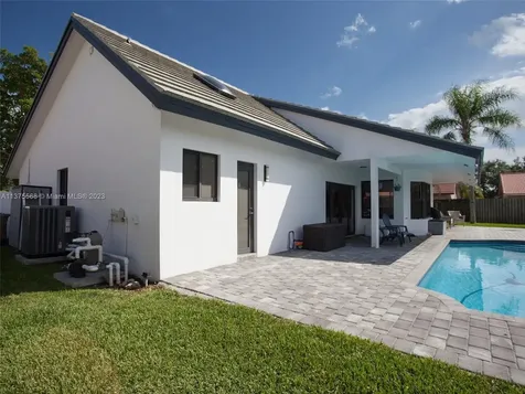 5721 Hawkes Bluff Avenue Davie FL 33331