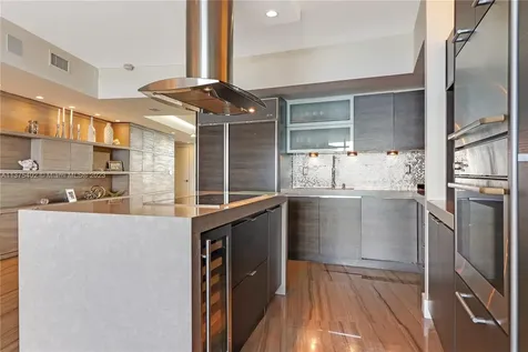 400 Alton Road Miami Beach FL 33139