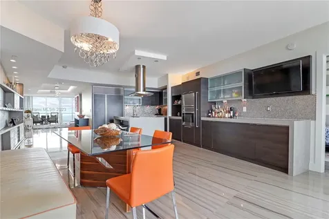 400 Alton Road Miami Beach FL 33139