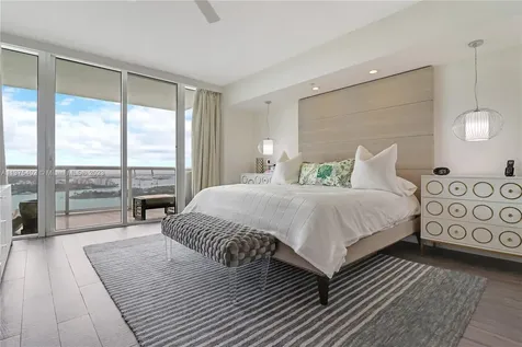 400 Alton Road Miami Beach FL 33139