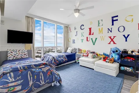 400 Alton Road Miami Beach FL 33139