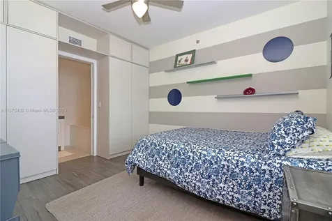 400 Alton Road Miami Beach FL 33139