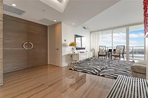 400 Alton Road Miami Beach FL 33139