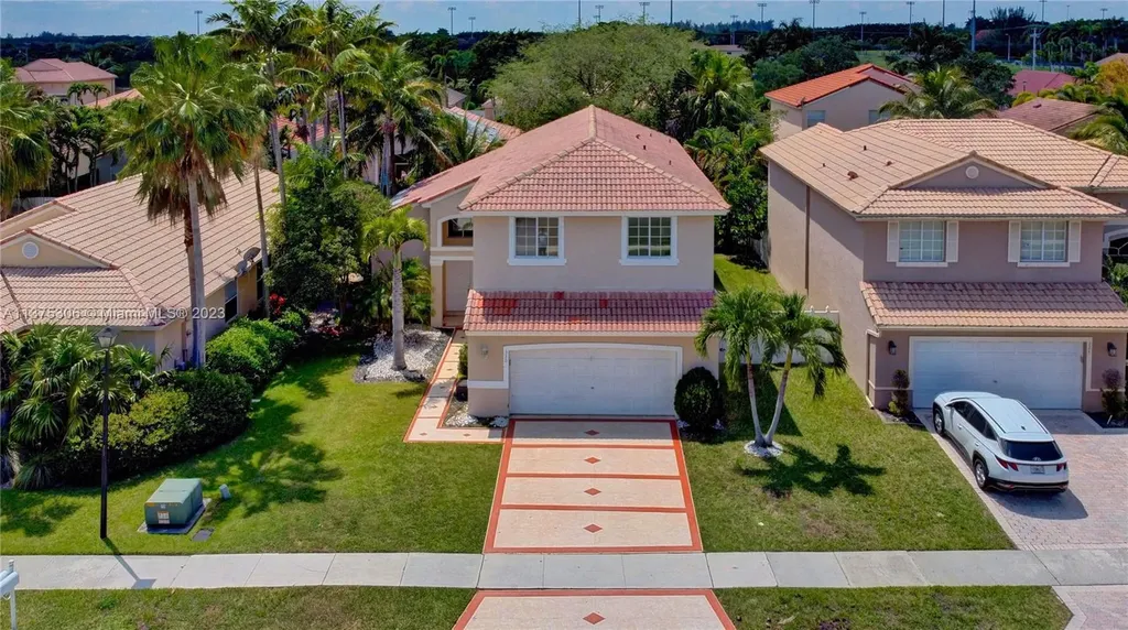 330 SW 194th Avenue Pembroke Pines FL 33029