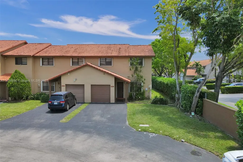 11623 SW 90th Terrace Miami FL 33176