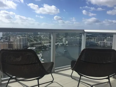 Hallandale Beach FL 33009