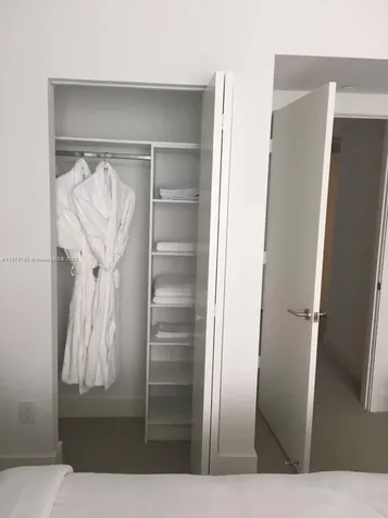 Hallandale Beach FL 33009