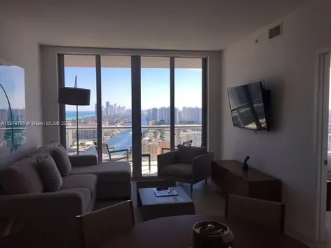 Hallandale Beach FL 33009