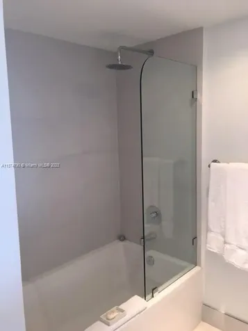 Hallandale Beach FL 33009