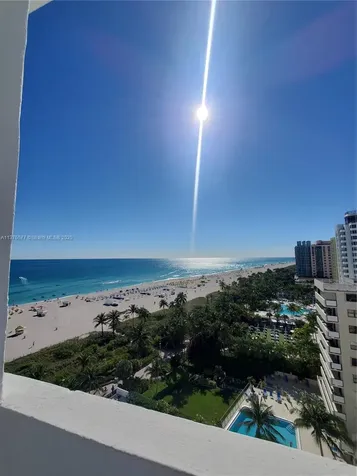 100 Lincoln Road Miami Beach FL 33139
