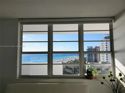 100 Lincoln Road Miami Beach FL 33139