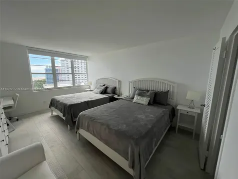 100 Lincoln Road Miami Beach FL 33139