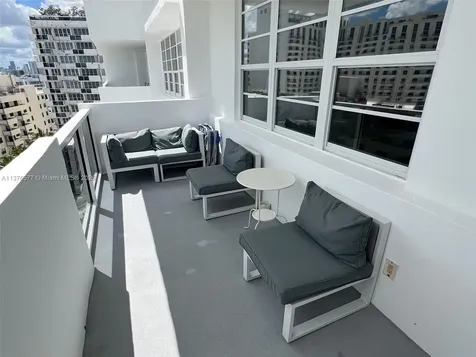 100 Lincoln Road Miami Beach FL 33139