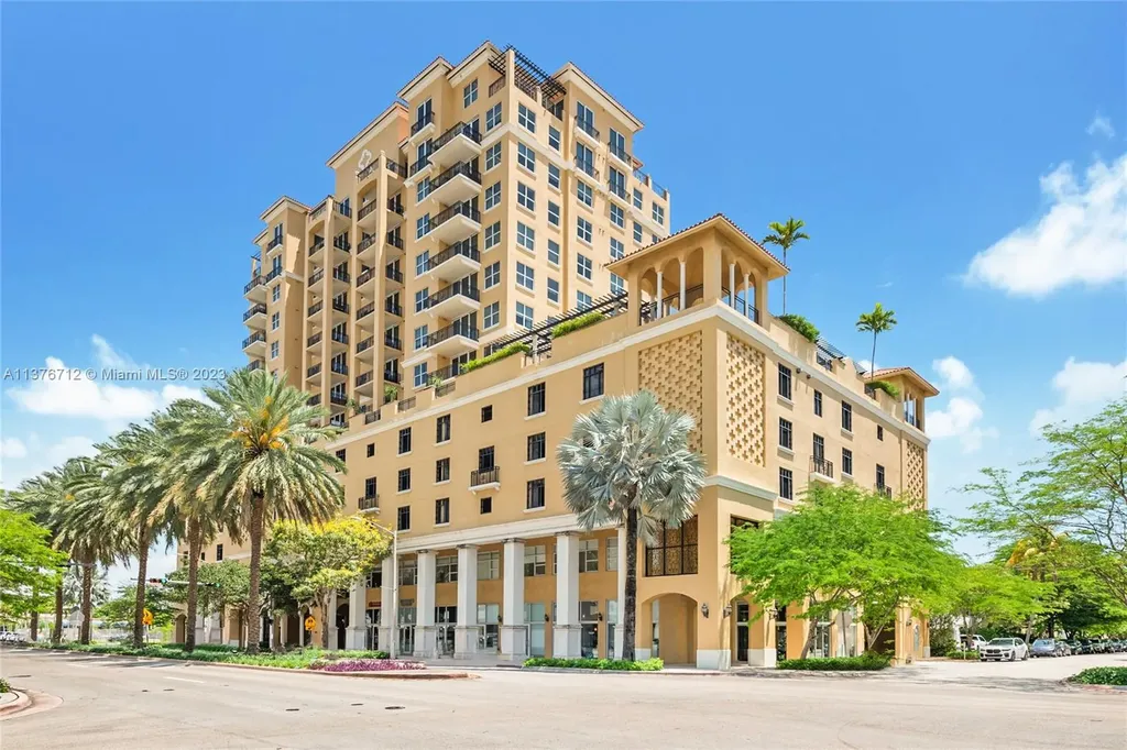 1607 Ponce De Leon Boulevard Coral Gables FL 33134
