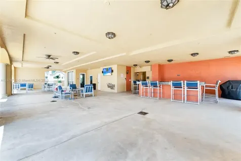 1607 Ponce De Leon Boulevard Coral Gables FL 33134