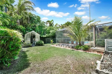 9020 SW 94th Avenue Miami FL 33176