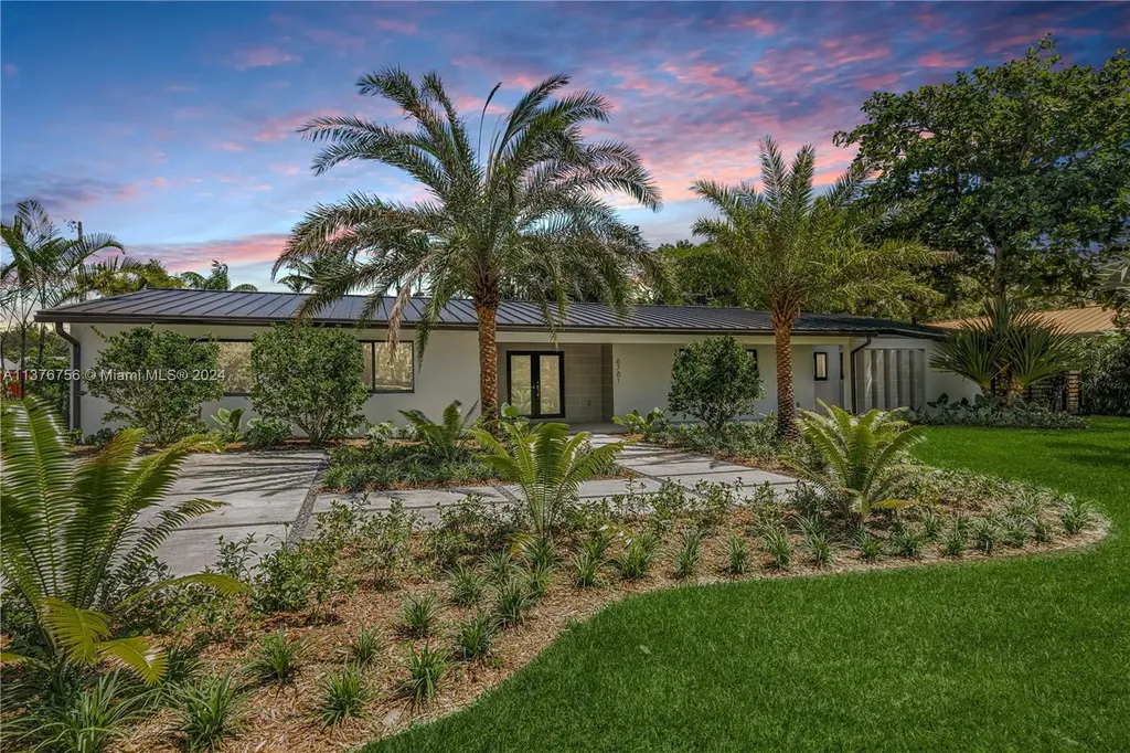 6781 SW 68th Terrace South Miami FL 33143