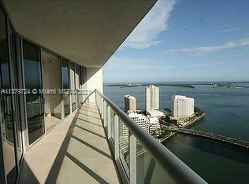495 Brickell Avenue Miami FL 33131