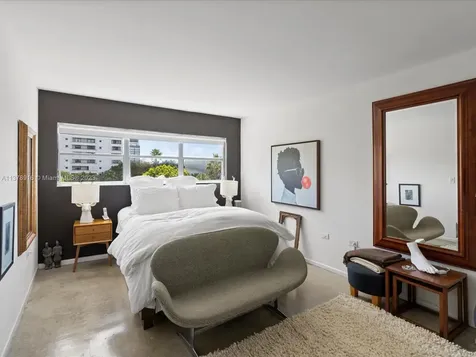 1881 Washington Avenue Miami Beach FL 33139