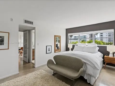 1881 Washington Avenue Miami Beach FL 33139