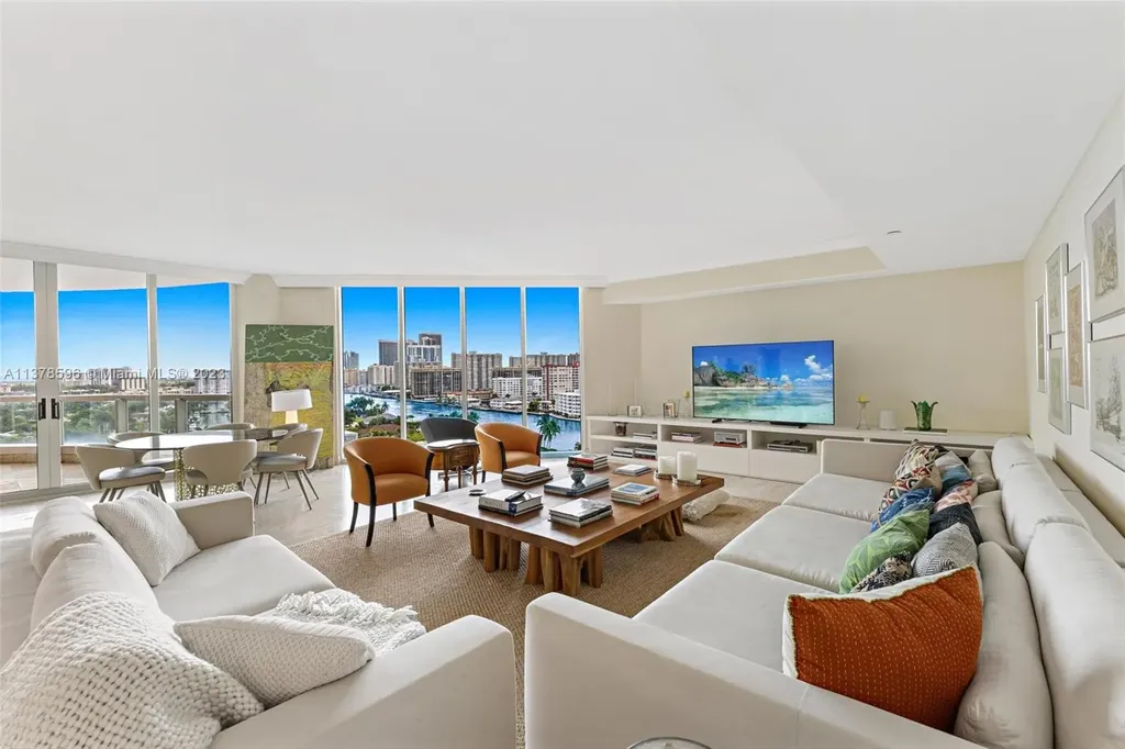 21200 Point Place Aventura FL 33180