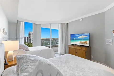 21200 Point Place Aventura FL 33180