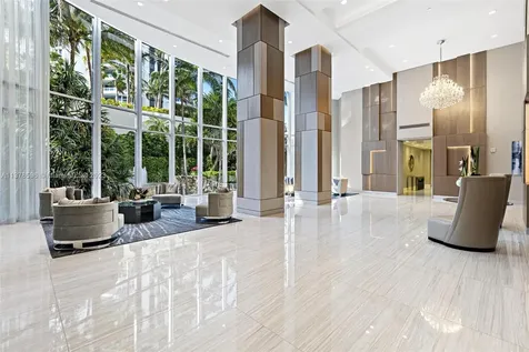 21200 Point Place Aventura FL 33180