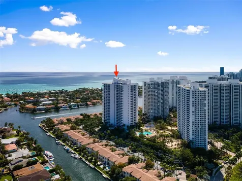 21200 Point Place Aventura FL 33180
