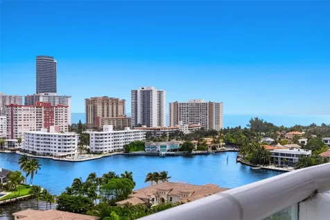 21200 Point Place Aventura FL 33180
