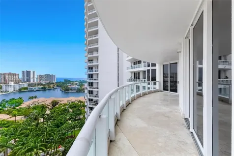 21200 Point Place Aventura FL 33180