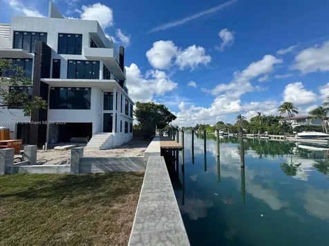 7300 Trouville Esplanade Miami Beach FL 33141