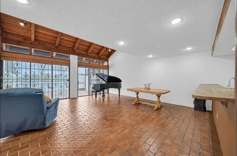 1120 SW 131st Place Circle N Miami FL 33184