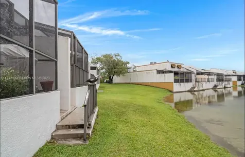 1120 SW 131st Place Circle N Miami FL 33184