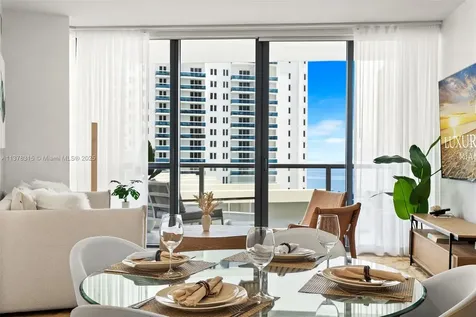 2201 Collins Avenue Miami Beach FL 33139